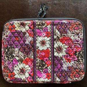 15” Vera Bradley Laptop Sleeve - Rosewood
